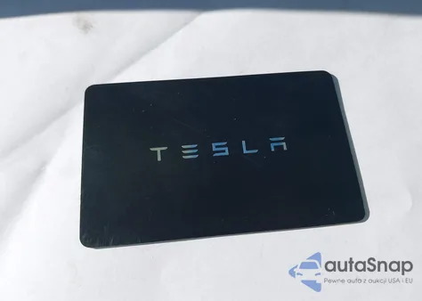 2023 Tesla Model Y Rwd z USA, uszkodzony, nr VIN 7SAYGDED5PF980132